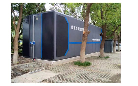 Système intégré de purification des équipements de traitement des eaux usées